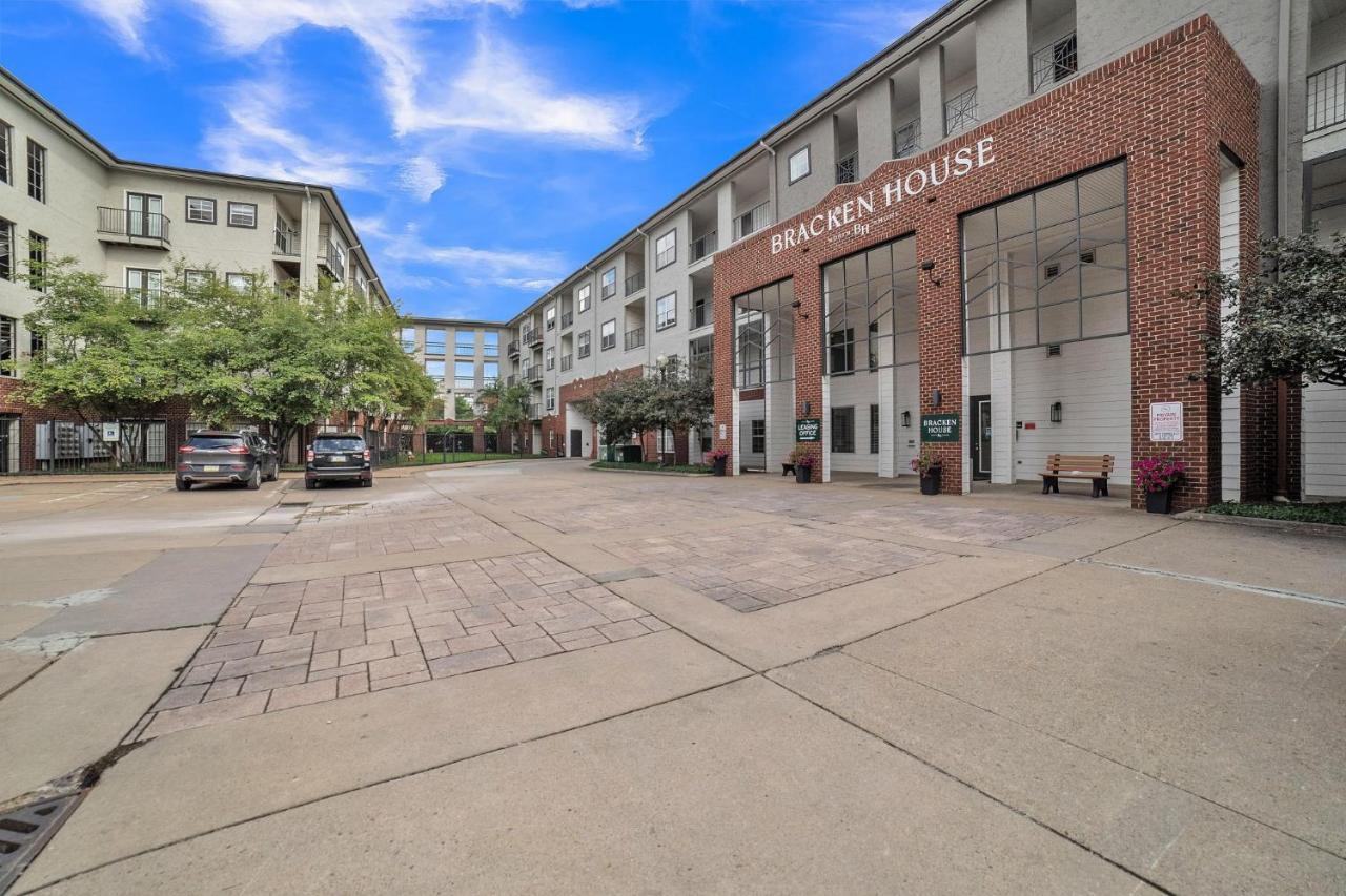Frontdesk Bracken House Apts North Shore Pittsburgh Exterior foto