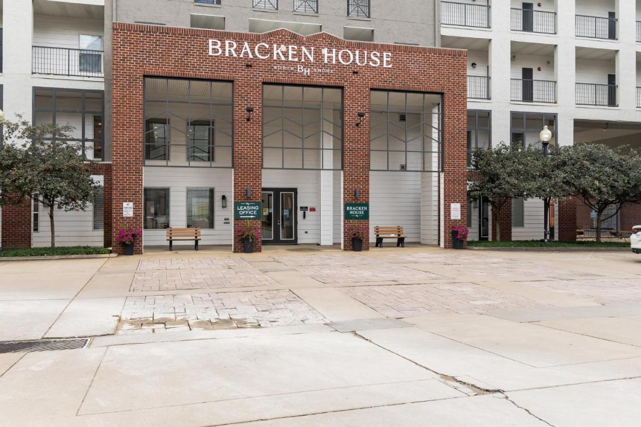 Frontdesk Bracken House Apts North Shore Pittsburgh Exterior foto